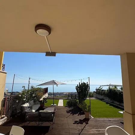 Vacation With A Breathtaking View Of The Adriatic 바스토